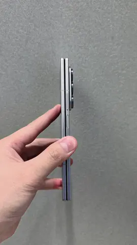 Samsung Galaxy z Fold 7 On Hands🔥🔥🔥#for #viralvideo #trending #fyp 