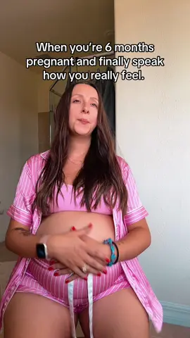 Pregnancy gives us an excuse to be a raging lunatic….right? I saw @Asher do this and DIED! #pregnant #6monthspregnant #MomsofTikTok #momlife #pregnancy #momtok #pregnancytiktok #pregnanttok #humor #funny #sahm #sahmtok 