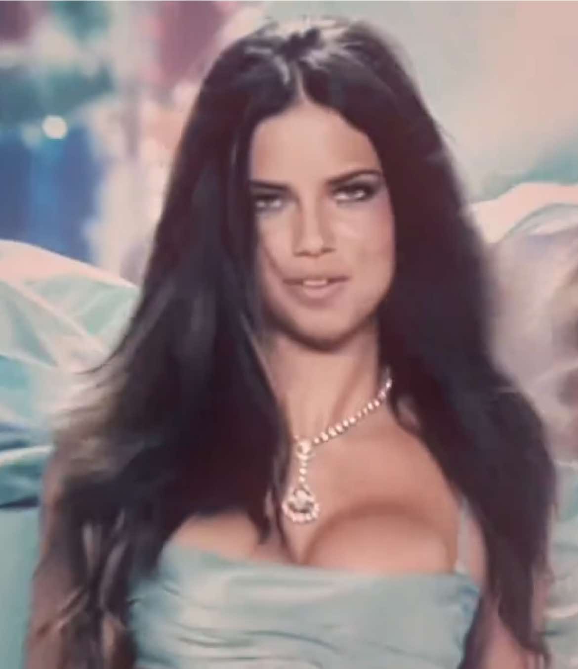 This sound 🔥 | #foryoupage #adrianalima #fyp #angel #viral #brazilian #brazil #brasil🇧🇷 #SuperModel 