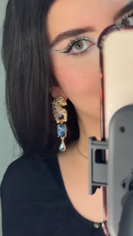 تتوريال ازرق🩵 #grwm #makeup #blue #bluemakeup #ميكب #ميكب_ازرق  