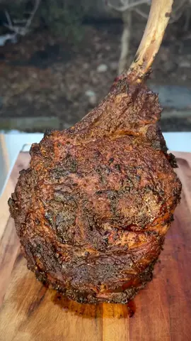 Tomahawk Tuesday 🥩. Part 3.  Here I go again with that buttah melt 🤣.  Rate that hawk 🤔?  #tomahawktuesday #tomahawksteak #steakporn #butterbath #bacusbbq 