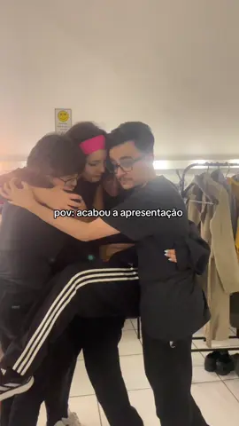 A última apresentação é como… #teatroescolamacunaima #macunaima #teatro #cursodeteatro 