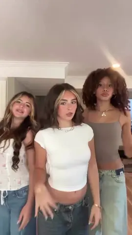 Back with the fam @Anis 🪩 @giaroseofficial #rocksquad #viral #fyp #trending #fypp #fayeknightly #tiktokviral #viralvideo #famous #dance 