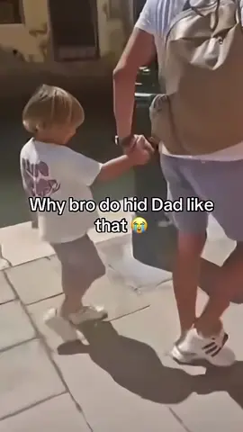 😭 #funny #jet2holidays #lmao #cool #father #memestiktok #fyp #forupage #viral #trendiing #hahaha😂😂😂 #😭 #brainrot 