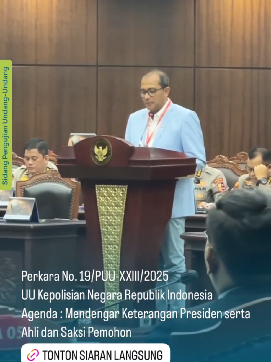 Sidang uji materiil UU Kepolisian RI terkait 