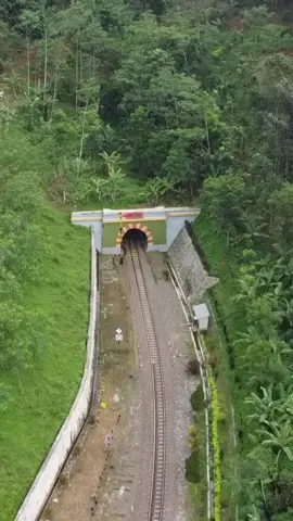kisah di bangun nya trowongan Lampegan #fyp pp