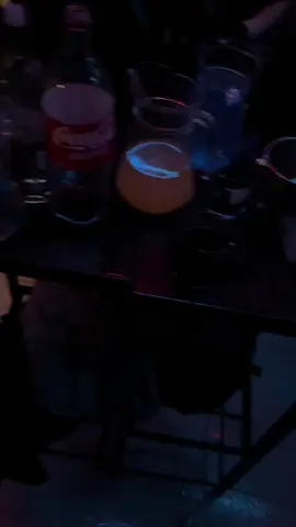 Fiesta para fingir #estadosparawhatsapp #video_viral #parafingir #discoteca 