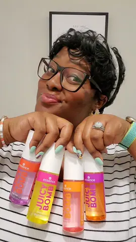 Essence Juicy Bomb body mist  Discovery Set  Available on Tiktok Shop  These scents are you lovely and they smell soo good. You should try them! @essence cosmetics #tiktokshop #essencecosmetics #fyp #smellgood #vanilla #oloriextra #creatorsearchinsights #juicybomb 