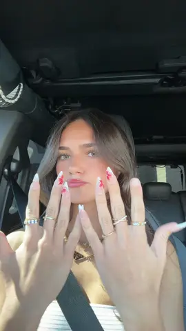 new nails 😛😛😛
