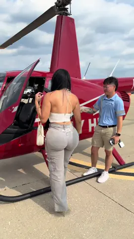 What a great experience book with @flyhelitours use “steicy01” for $$$ off 🥰 #fyp#chicago#helitours#parati 