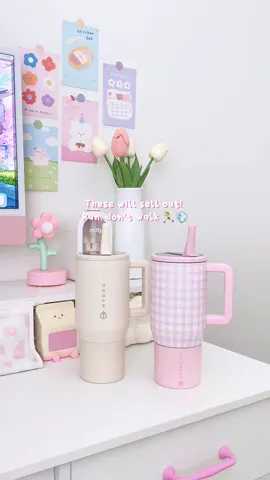 POV: Water tastes so much better a in cute tumbler💧🎀 #tumbler #hydrojug #tiktokshop #viraltumbler #waterbottle #leakproof #hydrojugtraveler 