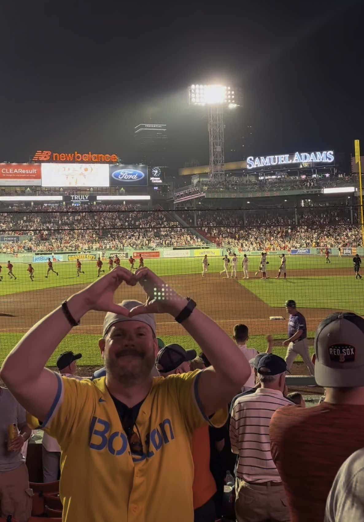 ❤️🤍💙 #fenwaypark#boston#redsox#baseball@Boston Red Sox 