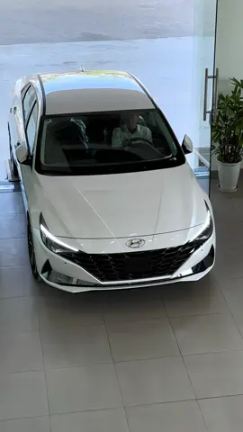 Hyundai Elantra 2.0 Cao Cấp - Giá 658tr - Giảm 50% phí trước bạ - Mạnh mẽ, thể thao và cá tính! #elantra #HyundaiElantra #76quangngai #hyundaiquangngai #sedan #elantra2025 #cars #foryou #fyp 
