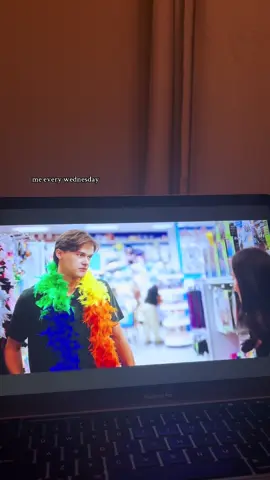 hope someone picks him up from the restaurant today.  #tsitp #thesummeriturnedpretty #tsitpedit #teamconrad #conradfisher #conradedit #trending #season3 #amazonprimevideo #bellyconklin #foryou #fyp #wednesdays #BookTok #bookrecs 