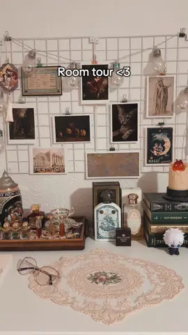A little look into my sanctuary since you guys asked :3 <3 #lads #loveanddeepspace #RoomTour #vintage #roomdecor #pinterest 