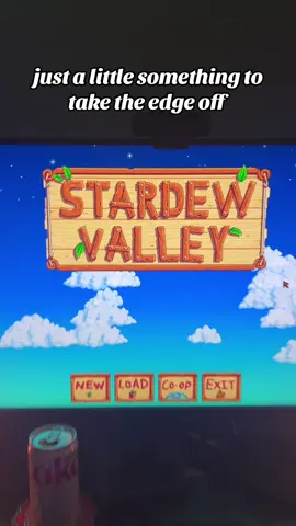 all i need is a bev and this game to chill from everything. #stardewvalley #stardew #videogames #dietcoke #samanthiiana 