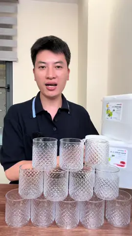 Mua cốc tặng bình làm lạnh nước chỉ có 85k 