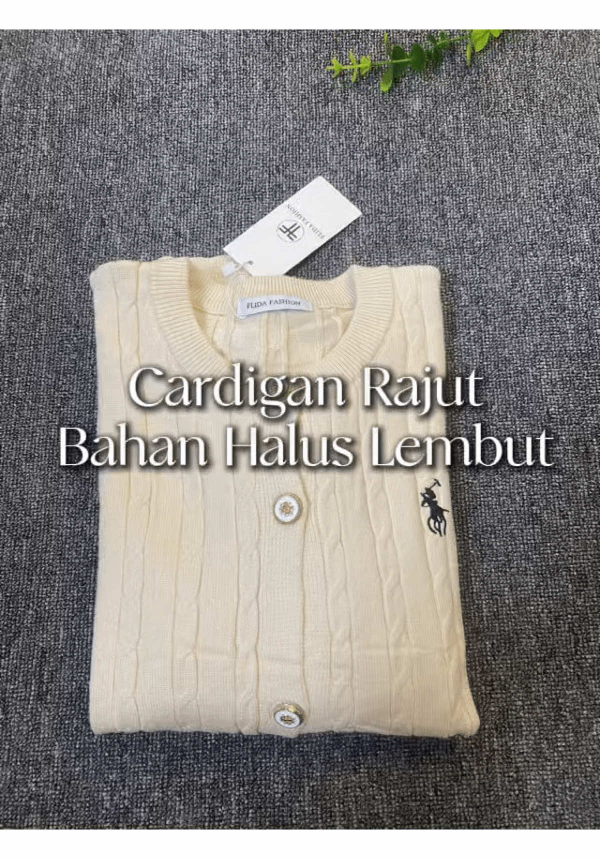 Rekomendasi cardigan bahan adem pool, tekstur tebal dan halus lembut kualitas ga kaleng kaleng, Gass co stok rebutan! #cardigan #cardiganrajutpremium #cardiganrajut #cardigancantik #cardiganoutfit 