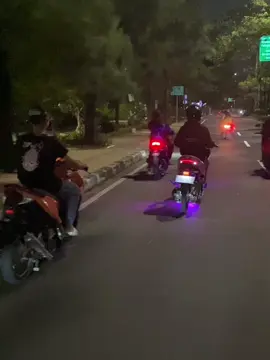 #fyp #fyppppppppppppppppppppppp #vario125 #ring17style #variopink #nightride #capcut 