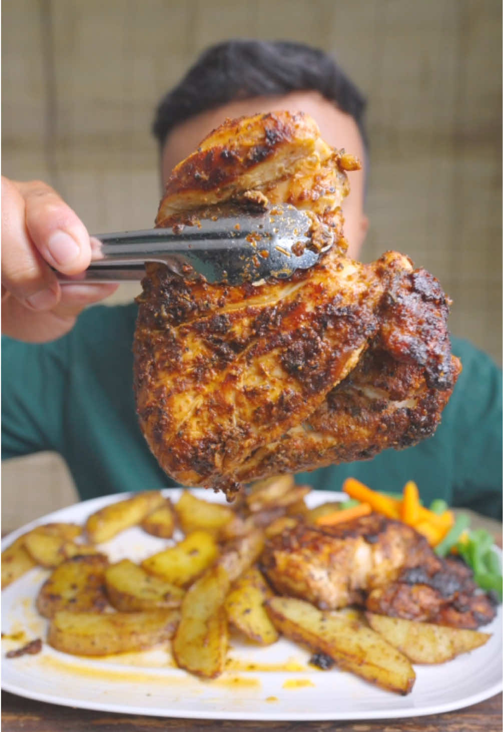 Ayam panggang yang lagi hits di TikTok! Super gampang banget bikinnya. Cuman pake dry rub dari @Mixmix Indonesia  #bumbumix #dryrub #diMIXMIXaja #ayampanggang #makan #makananviral 