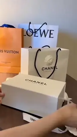 pretty prettiest tote bag i've ever laid eyes on??Please follow me.#chanelbag#chanelhandlebag#luxurybag#changelbag #chanelbags#bag #bags 