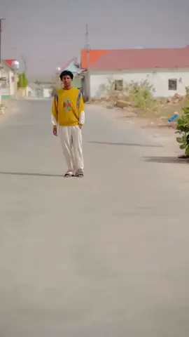 yaa ilahdly waryaa🤣💣 #viraltiktok #CapCut #somalitiktok #puntlander🇸🇱 @K4K4 🥷🏼 