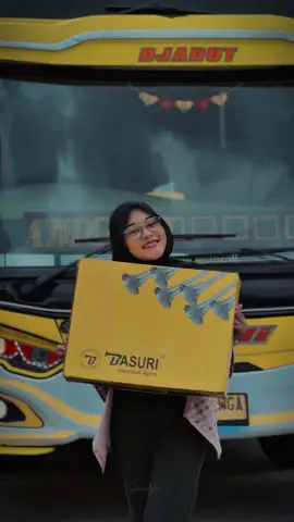 kasih yg manis manis💛🧡 #fyp #cinematicbus #videobus #lewatberanda 