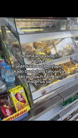 akhirnya kado yg buat dia aku simpen doang di lemari.. #fyp #foryoupage 