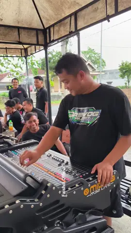 mas memed lagi nyeting brewog audio #brewog_audio #thomasalvaedisound #soundhoreg