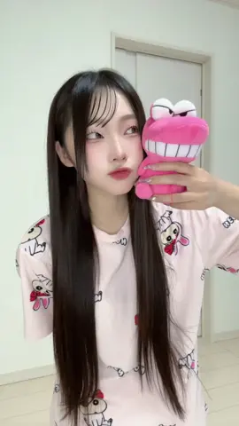 おにゅーのねねちゃんパジャマ🩷映画楽しみ😽💕 #クレヨンしんちゃん #jc #10 #ねねちゃん #ワニ山さん 