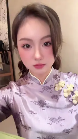 Chọn dịu dàng, nhỏ nhẹ và khó hỉu… #miss #fbyツ #outfit #aodai 