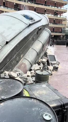 A Weyland-Yutani ship has crashed into the Barbican in London! UK premiere of #AlienEarth 