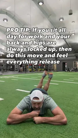 FOLLOW along for pain relieving tips 💪🏻  #protip #mobility #hipmobility #fyp #explorepage 
