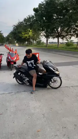 #pcx160 #pcx160ล้อ17แต่งสวย #pcx150ล้อ17แต่งสวย #pcxthailand2023🇹🇭 #pcxthailand2021🇹🇭 #pcx160ล้อ17แต่งสวย 