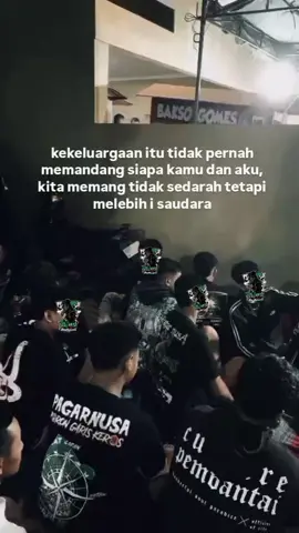 lokalan wo ,ngetan ngulon ngalor ngidul golek sedulur🤙#pagarnusa #kediri #fyppppppppppppppppppppppp #fypシ゚viral #pagarnusa86💚🔱シ #pnloss86 #pusatkacaw🏴‍☠️ #ses 