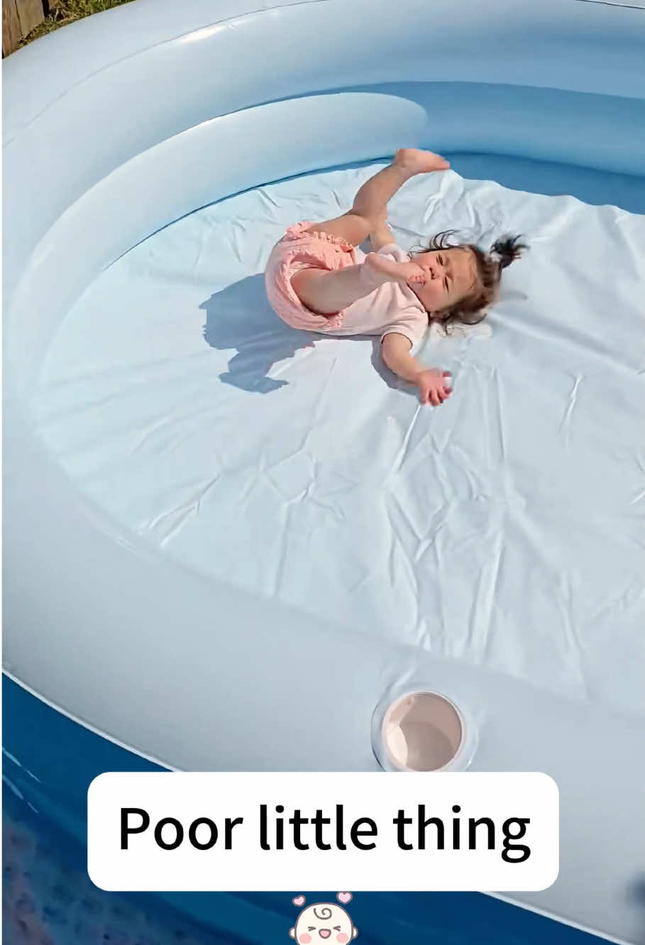 Are there parents who make a fuss over their children when they fall down?#fyp #foryou #trending #fail #baby #kid #family #falldown #funny #tiktok #cute #cute 