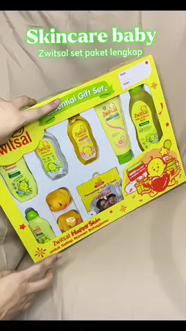 Nggak nyangka dalam satu box bisa selengkap ini cuma 100ribuan!! Paket zwitsal ini cocok banget buat new mom atau kado lahiran 👶🏻🫶🏻🥇.                                   #zwitsalofficial#babycare#zwitsalgiftset#zwitsalkids#bodycare#sabunzwitsal 