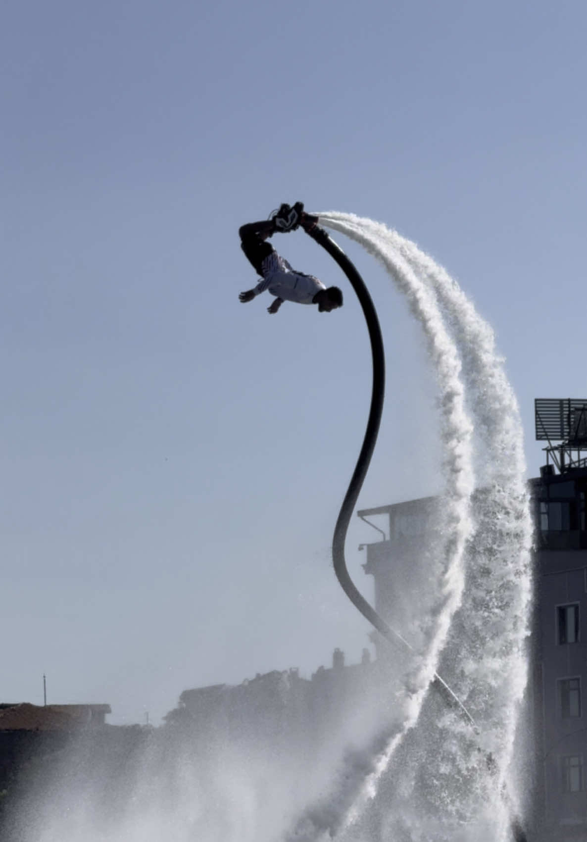 Uçmak isteyenler instagramdan takip 5 kişiyi seçiyorum #tiktokk #video #turkey #keşfet #öneçıkar #flyboard 