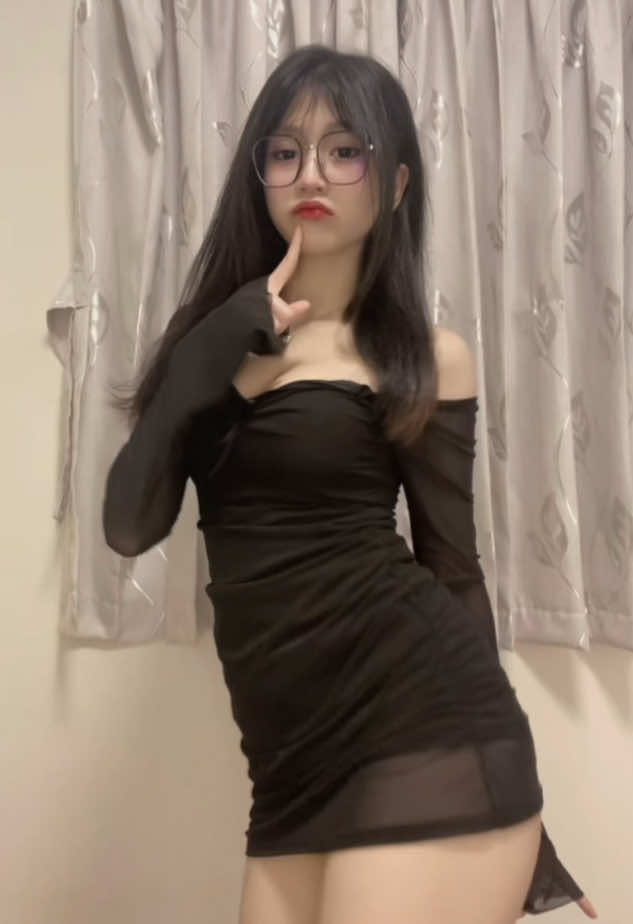 opa opa op #foryou #fypシ゚ #moots? #🇲🇲 #dance #trending #fypシ゚viral #4upageシ #viewers #likes #foryoupageofficiall #viewsproblem😭 #fyppppppppppppppppppppppp  
