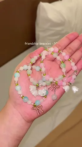 friendship bracelet is 🫶🏻✨ bilhan mo na sila! #bracelet #friendshipbracelet #fairylilybracelet #friendshipgoals 