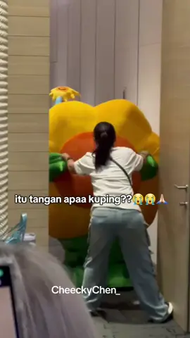 gak espek tangannya se uprittt 😭😭 #joongarchen #dunknatachai #joongdunk #jaidee #fy #fyp 