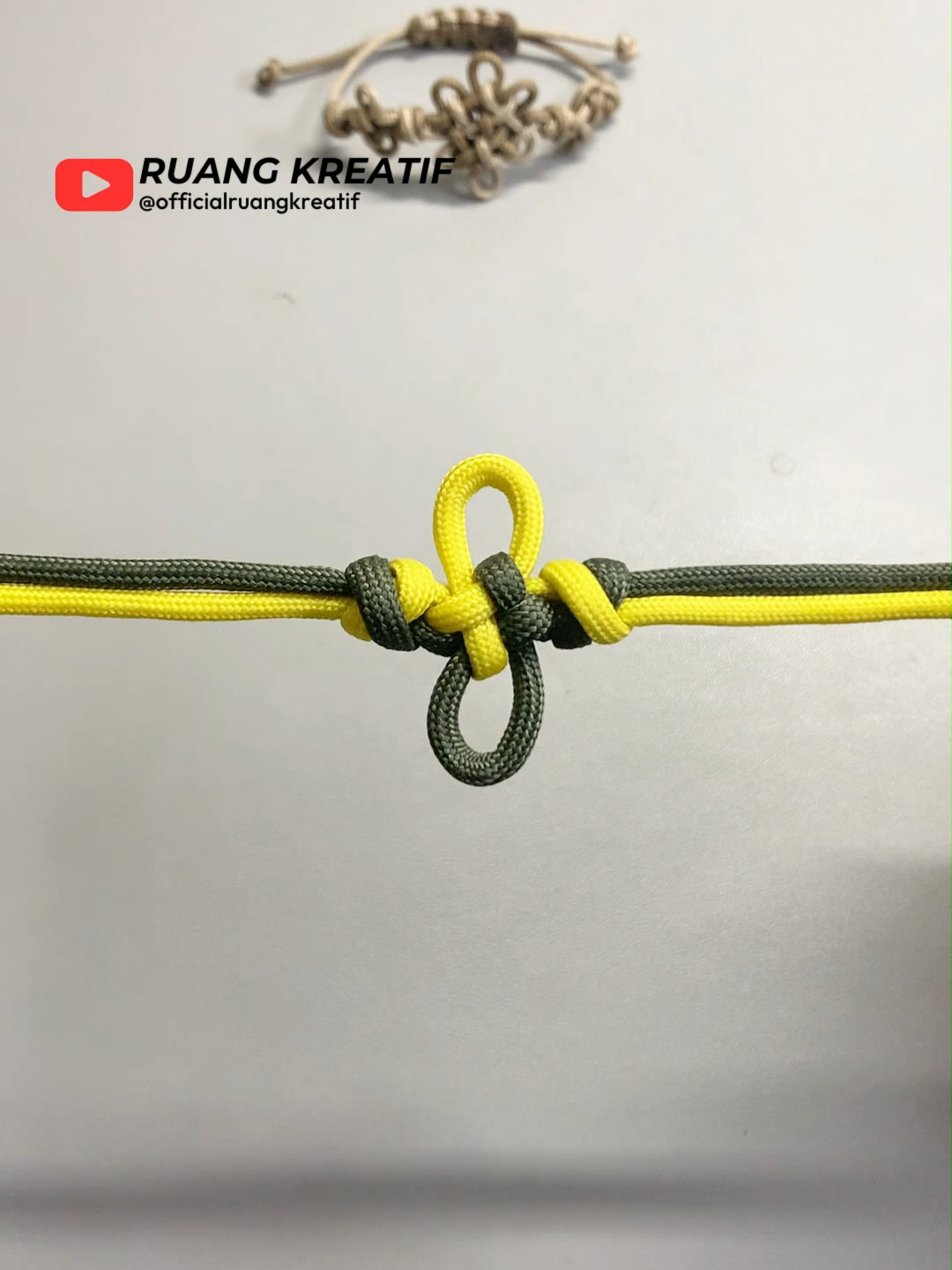 PART 3 | K-pop demon hunters bracelet #paracord #paracordknot #paracord550 #paracordtutorial #paracordprojects #knot #DIY #rope #howto #craft #ropeknot #handmade #kerajinantangan #handicraft #handstrap #ruangkreatif #phonestrap #lanyard #paracordkeychain #keychain #kpop #kpopdemonhunters