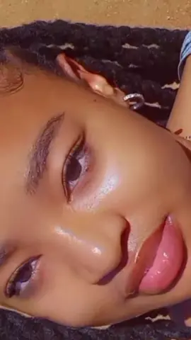 They are queens!👑🤍#explore #beautiful #riri #fypシ゚ #sama28 #fypシ゚ #SA #gorgeousgirls #ilove #beautifulgirl #reels #viraltiktok #beautifulthingsdonta