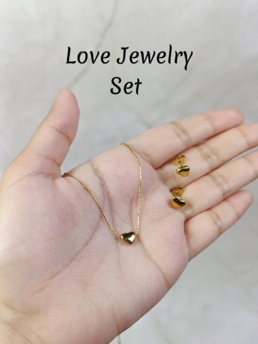 #necklace  #earrings  #lovenecklace  #jewelryset  #fashion 