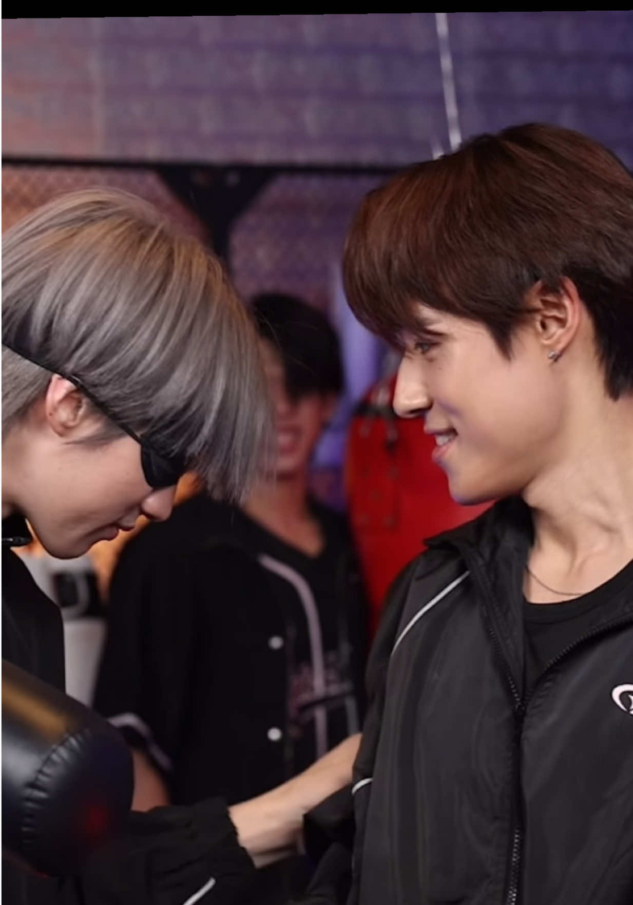 ว๊อยยยยเขินนนนแล้วแบบเน้สาววายจะอยู่ยังงายยยยย😵😵‍💫 #nuthong 