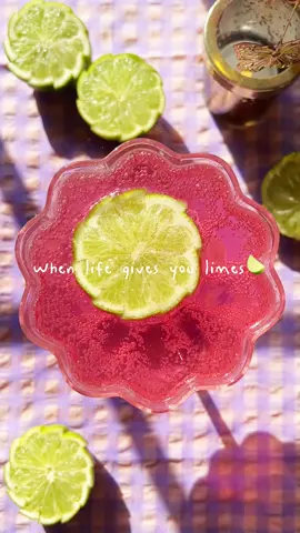 Easy way to step up your drinks game!🍋‍🟩 You could put this lime garnish in basically any kind of drink, I put mine in prickly pear sparkling wine💗 #foodtiktok #Foodie #foodietiktok #drink  Inspired by@carvingandcraving