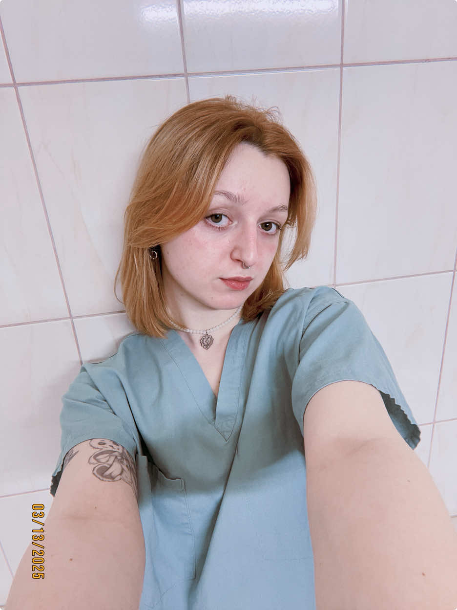 він був стерильний, чесслово  #hospital #hospitallife #hospitaltiktoks #nurse #nursing #treatment #care #янезнающосюдиписати 