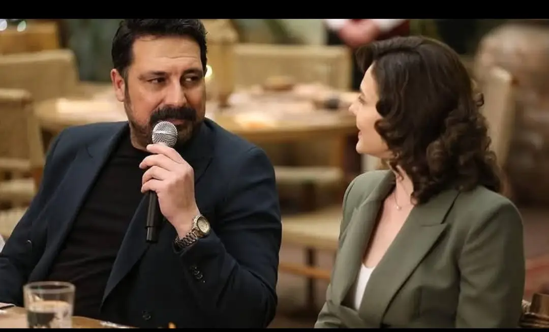 يااانااس يأهل البلد أنا مسلسلى المفضل وحشنى والكوبل اللى واخد قلبى وحشنى😭😭😂❤️ طب اعلان ترويجى للموسم التانى ولاحتى جلسه تصوير ولااى حااجه طمنونا عنكوا بلاش السكاات اللى يقلق ده طب ايموشن حتى احنا راضيين😂🤔🤨 #دين_الروح -بولنت اينال-ايبرو اوزكان #bülentinal #canborcu #ebruözkan 