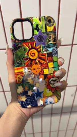 POV: The gloss makes your phone look expensive af✨ #starphonecase #aestheticcover #samsungcase #iphonecase #y2kphonecase #patchworkaesthetic #tiktokmademebuyit 