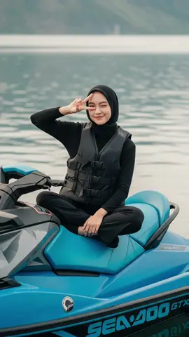 Jetski an bareng studio AI, kelen ga pengen buat kek gini? pricelis dm or call #studiofotokeluargaai #studiophotoshootai #photoshootai #ai #fyp #fypシ゚ #fotokeluargaai #studiopreweddingai 